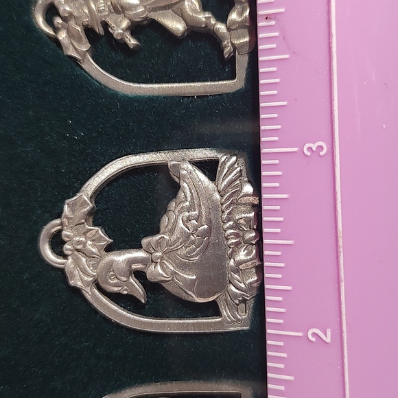 Longaberger 12 Gifts Of Christmas Set Of 12 Miniature Pewter Ornaments Boxed - Picture 10 of 12